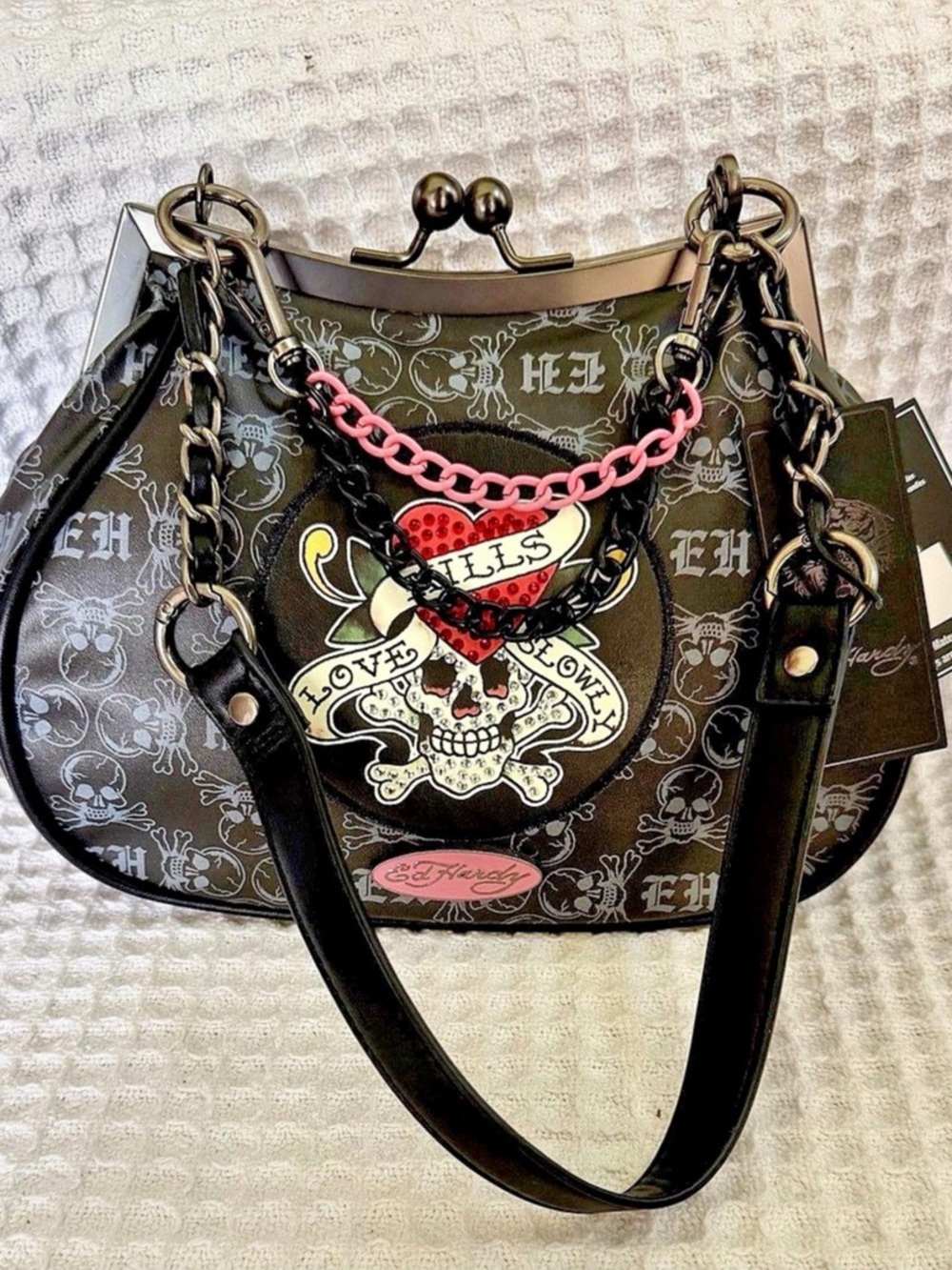 Ed Hardy Love Kills Slowly Skull Kiss Lock Shoulder Bag